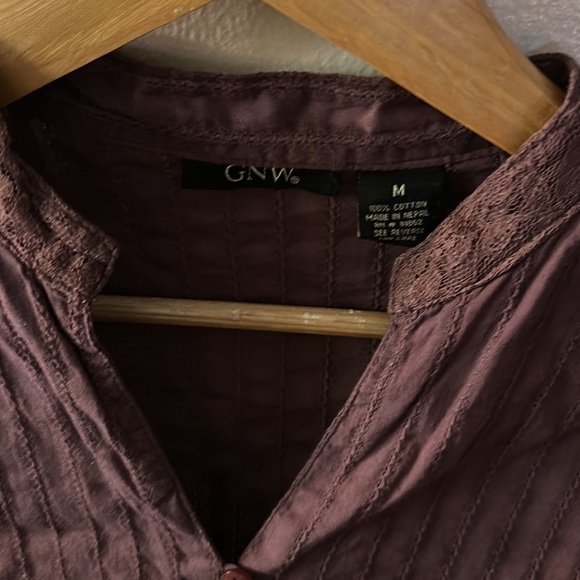 GNW button up blouse - Picture 3 of 3